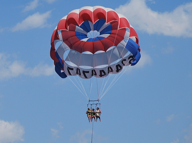 Parasailing en Alicante desde motos de agua Alicante